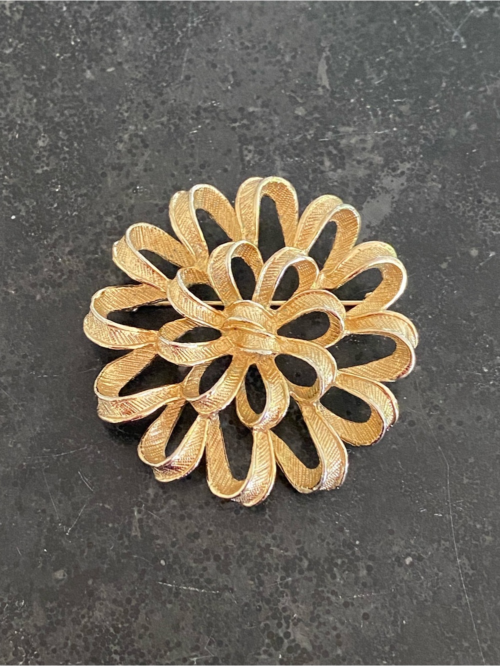 Vintage Sarah Coventry Canada "Satin Petals" Large Gold Flower Brooch